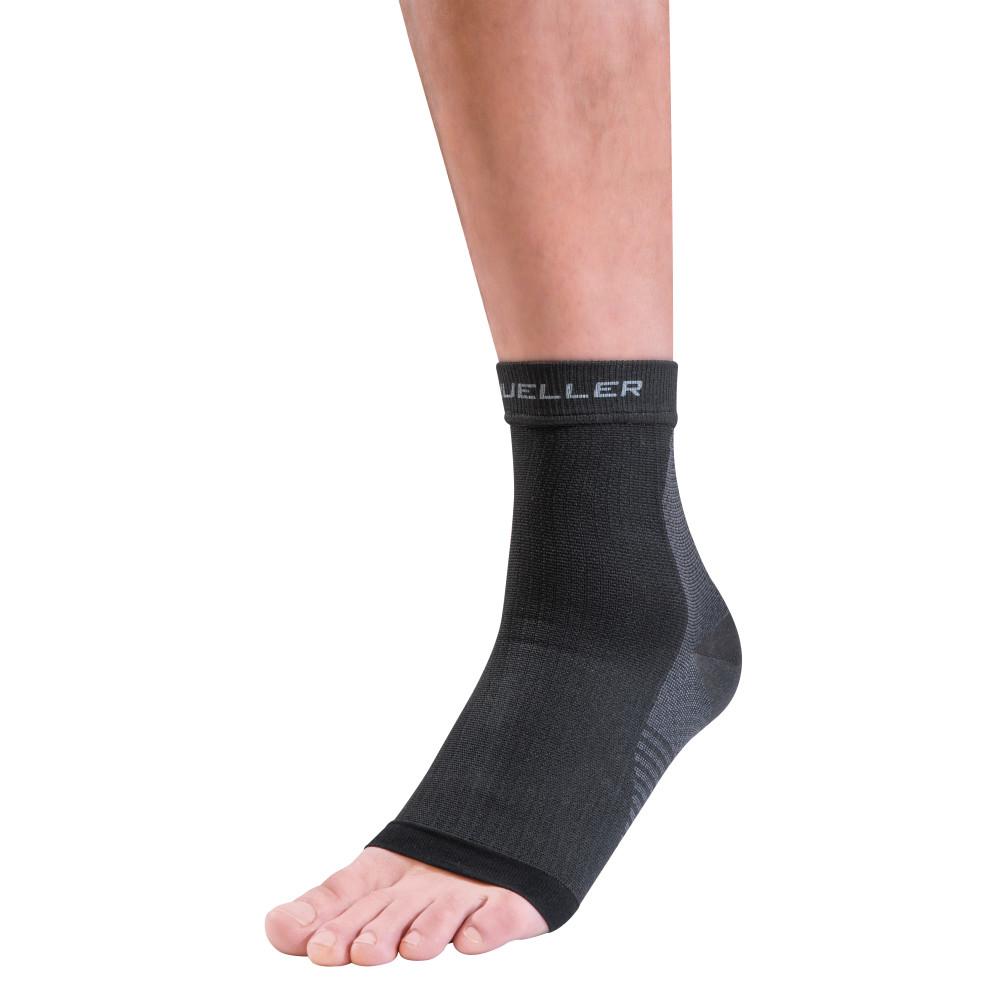 Mueller Omniforce Plantar Fasciitis Sock – Optimal Arch & Heel Compression Support for Comfort & Pain Relief