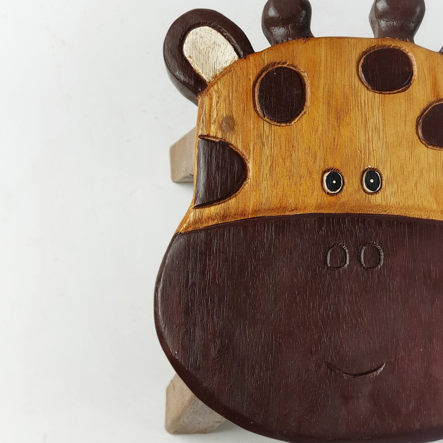 Premium Kids Wooden Giraffe Stool – Handmade Solid Wood Toilet Training and Step Stool