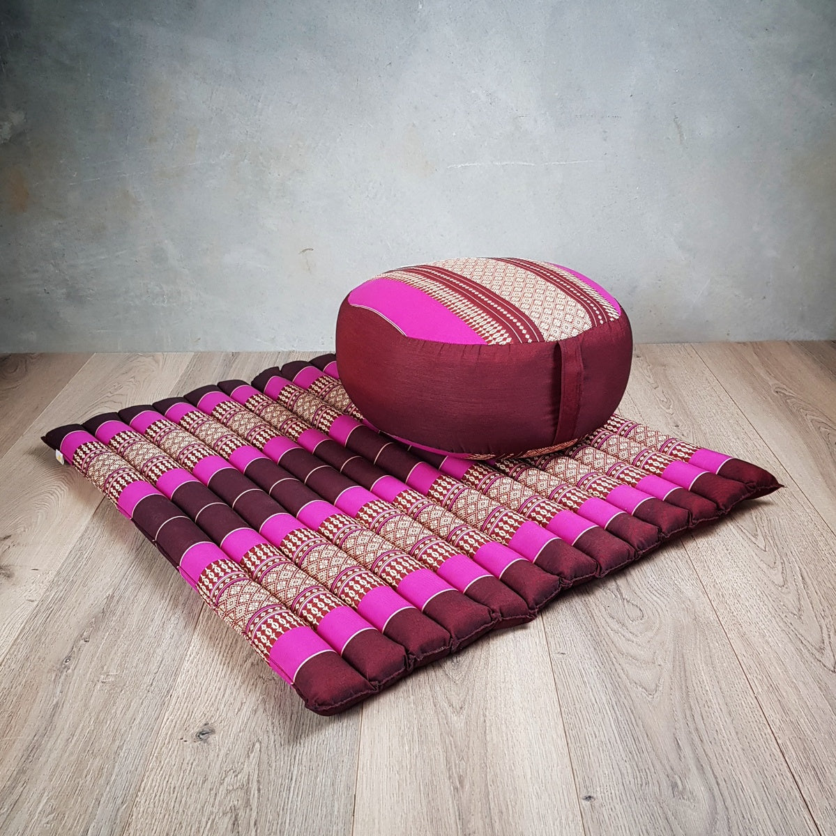 Handmade Zafu & Zabuton Meditation Set – Organic Kapok Round Cushion and Mat for Posture Support