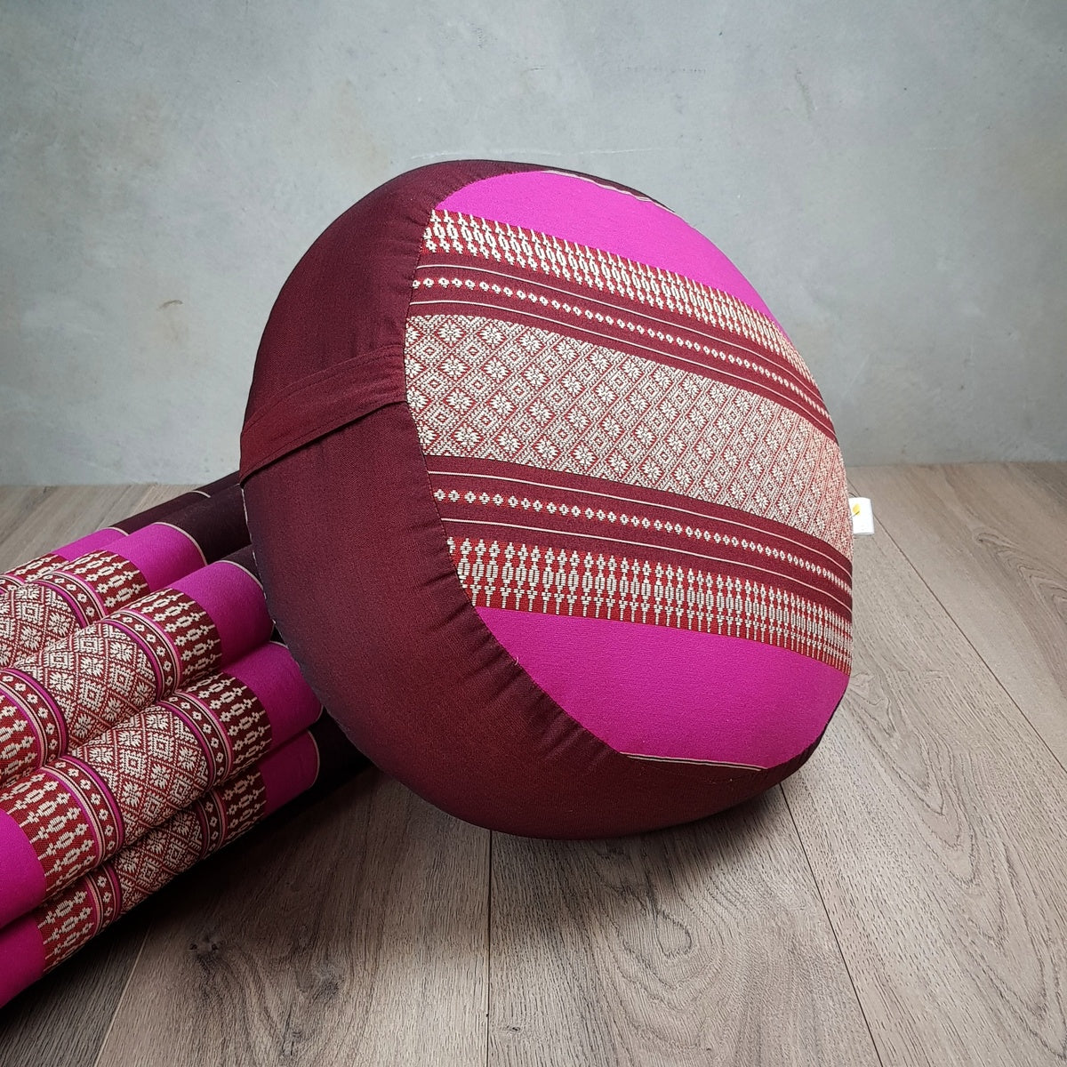 Handmade Zafu & Zabuton Meditation Set – Organic Kapok Round Cushion and Mat for Posture Support