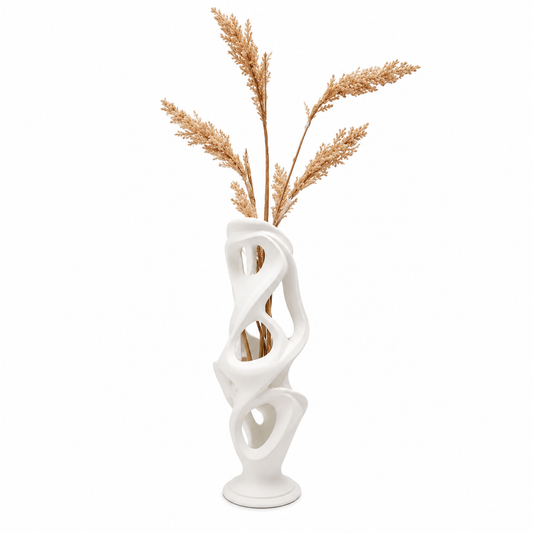 3D-printed vases: Unique and personalized items to decorate dining tables. White.