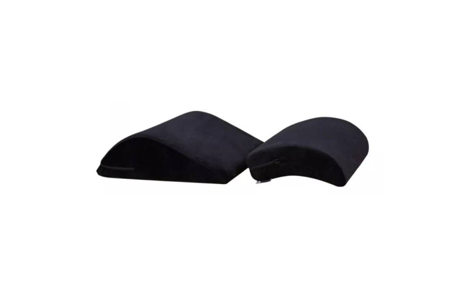 Kama Sutra Mebon Chaise Love Lounge Red w Black Pillows