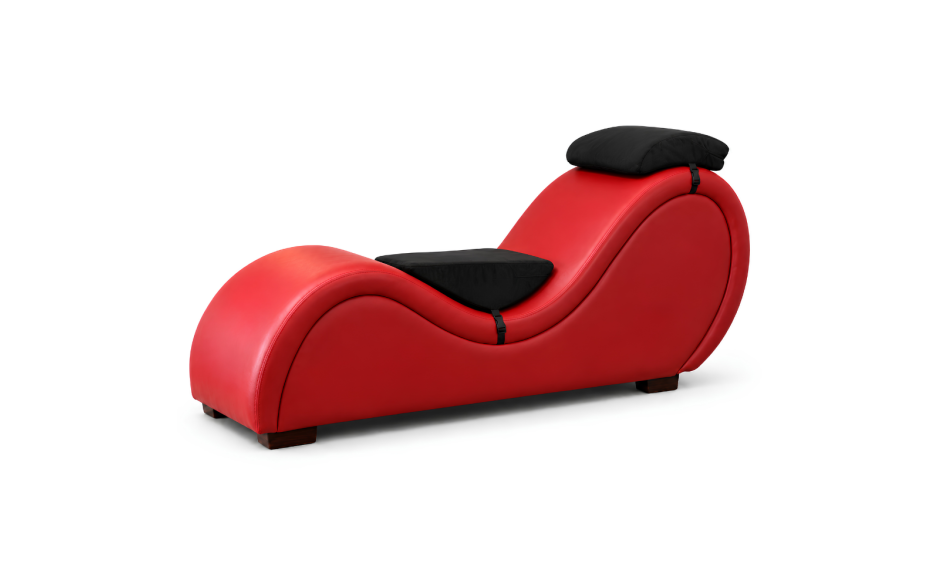Kama Sutra Mebon Chaise Love Lounge Red w Black Pillows