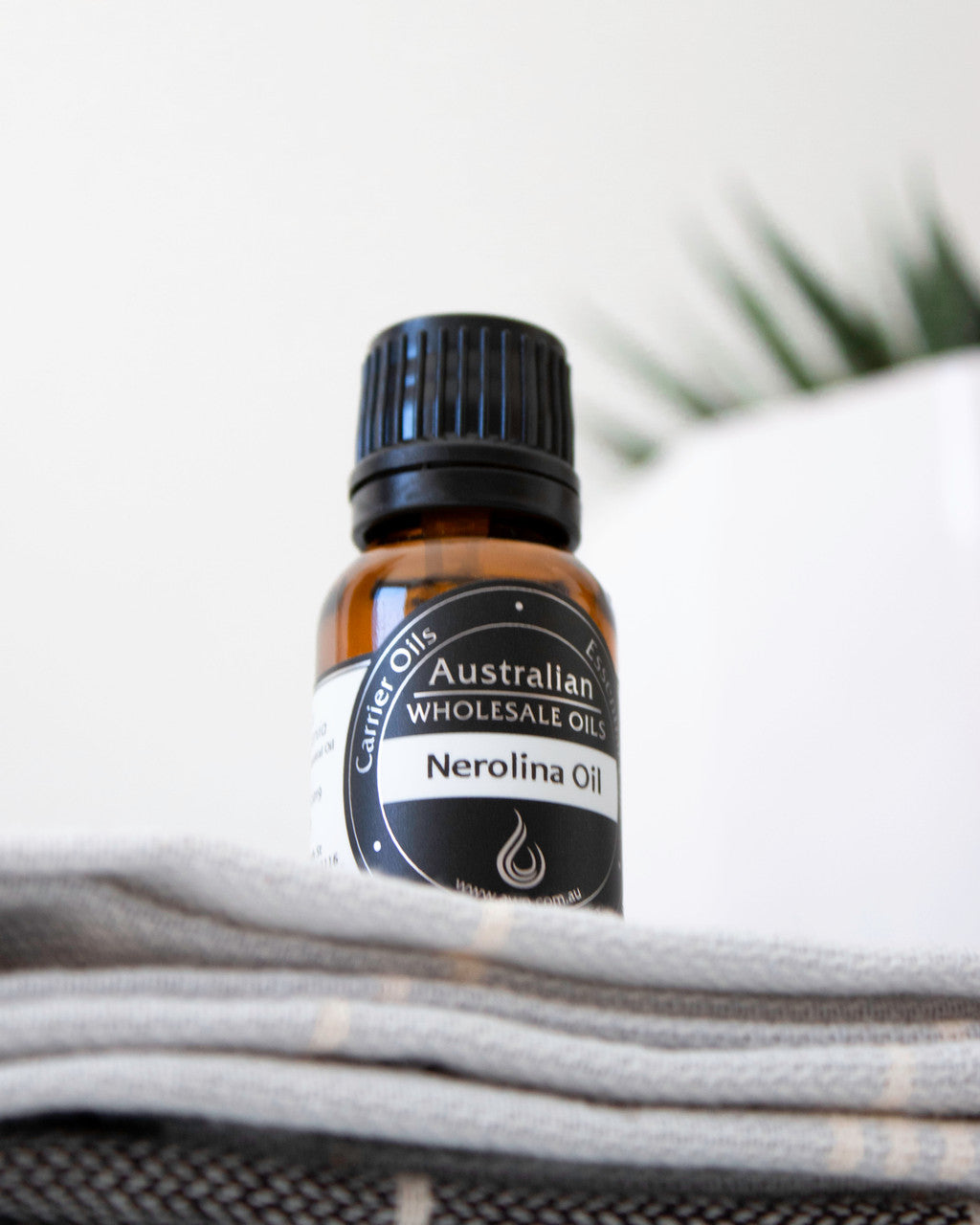 Nerolina Essential Oil