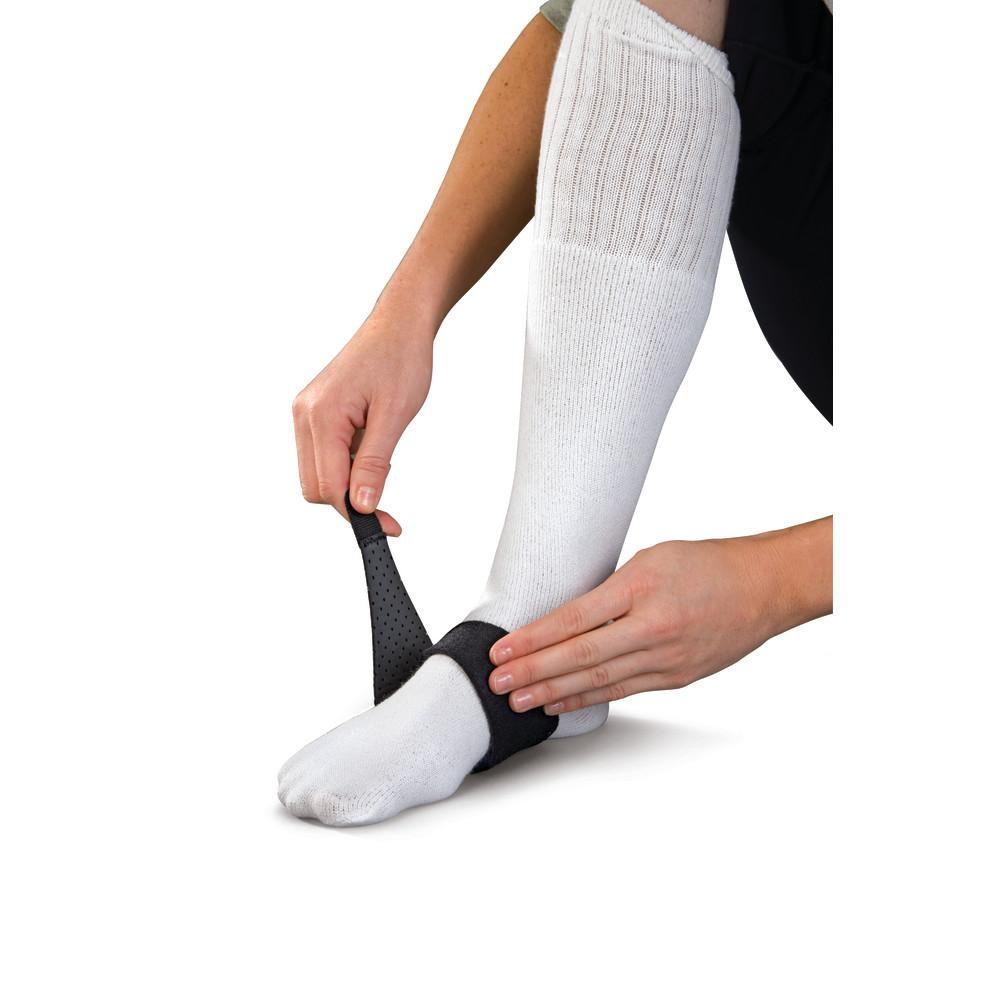 Mueller Plantar Fasciitis Arch Support - Pain Relief for Arch Pain - Lightweight Comfort
