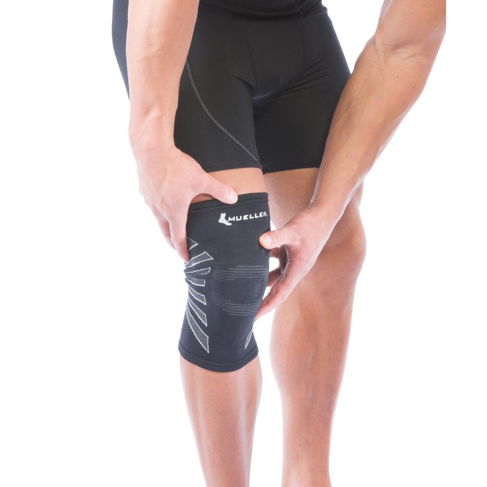 Mueller Omniforce 300 Knee Support with Gel for Active Aussies - Comfort & Stability for Sports and Recovery