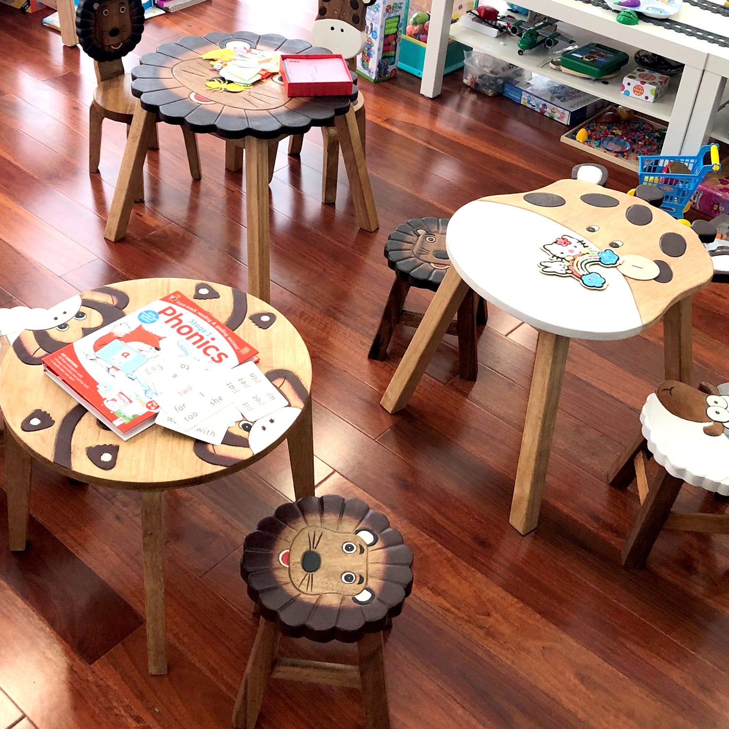 Kids monkey table with ram and sheep animal stools in solid rubberwood