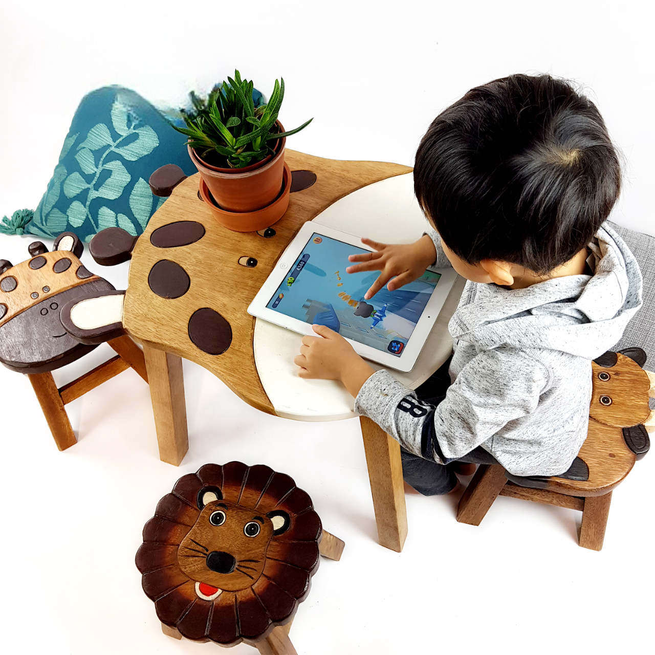 Premium Kids Wooden Cat Stool – Handmade Solid Wood Toilet Training and Step Stool
