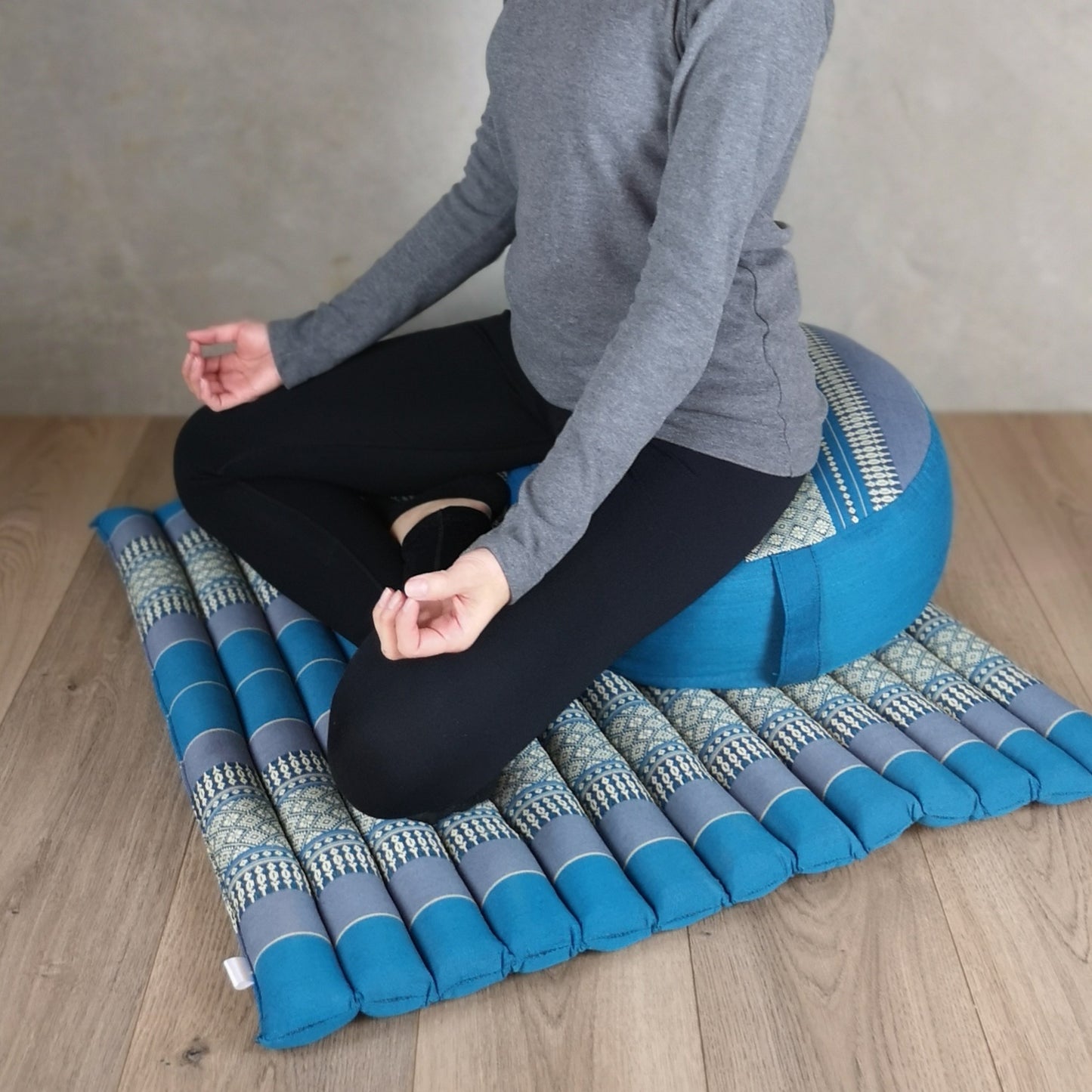 Handmade Zafu & Zabuton Meditation Set – Organic Kapok Round Cushion and Mat for Posture Support