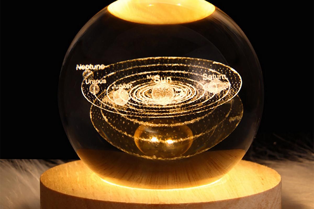 3D Milky Way System Ball with LED Stand Base Romantic Decor 3D Galaxy Crystal Ball Night Light Glass Sphere Paperweight Decorative Balls Birthday Christmas Gifts for Boys Girls - Saturn