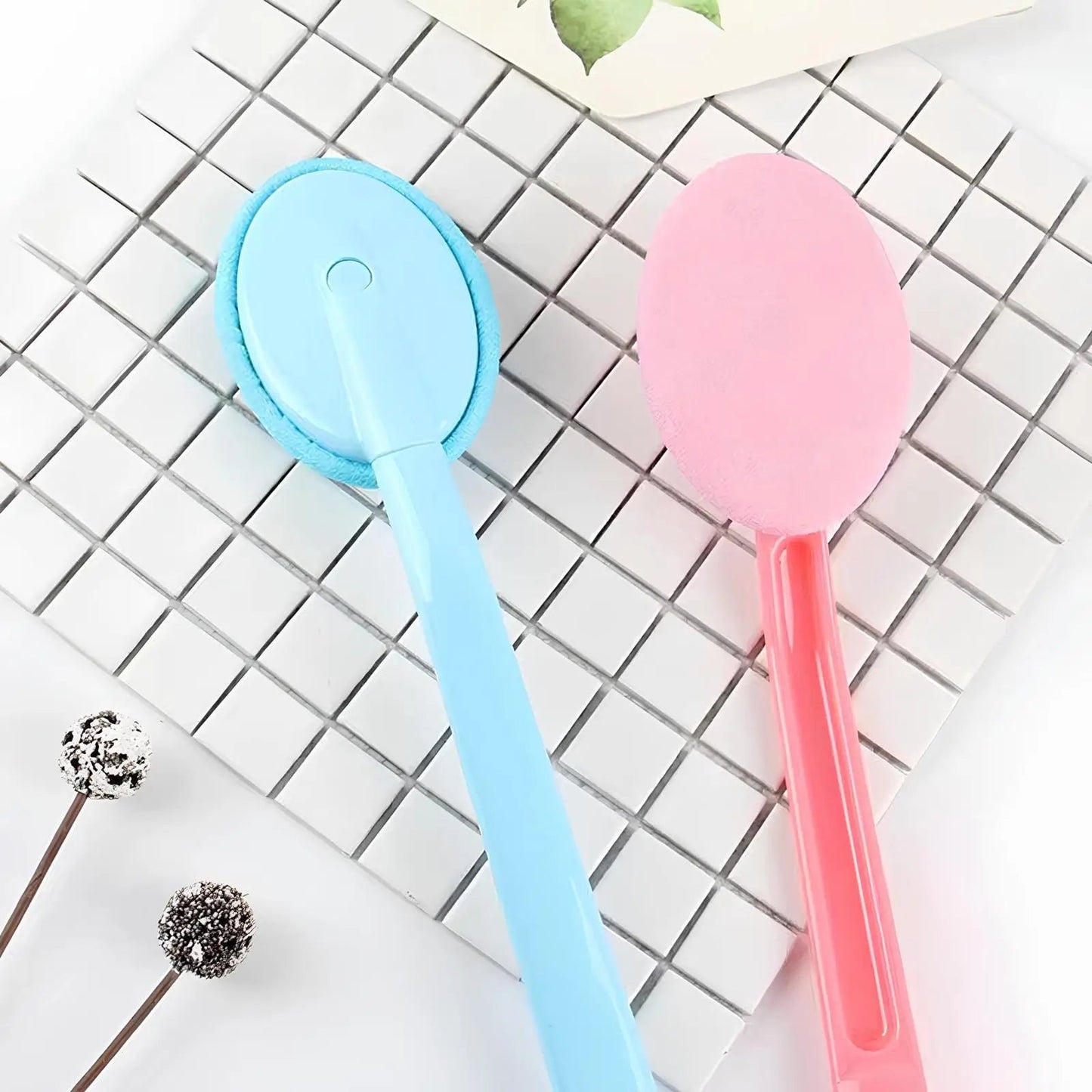 Long-Handled Bath Brush for Seniors – Easy Reach Back Scrubber & Sunscreen Applicator