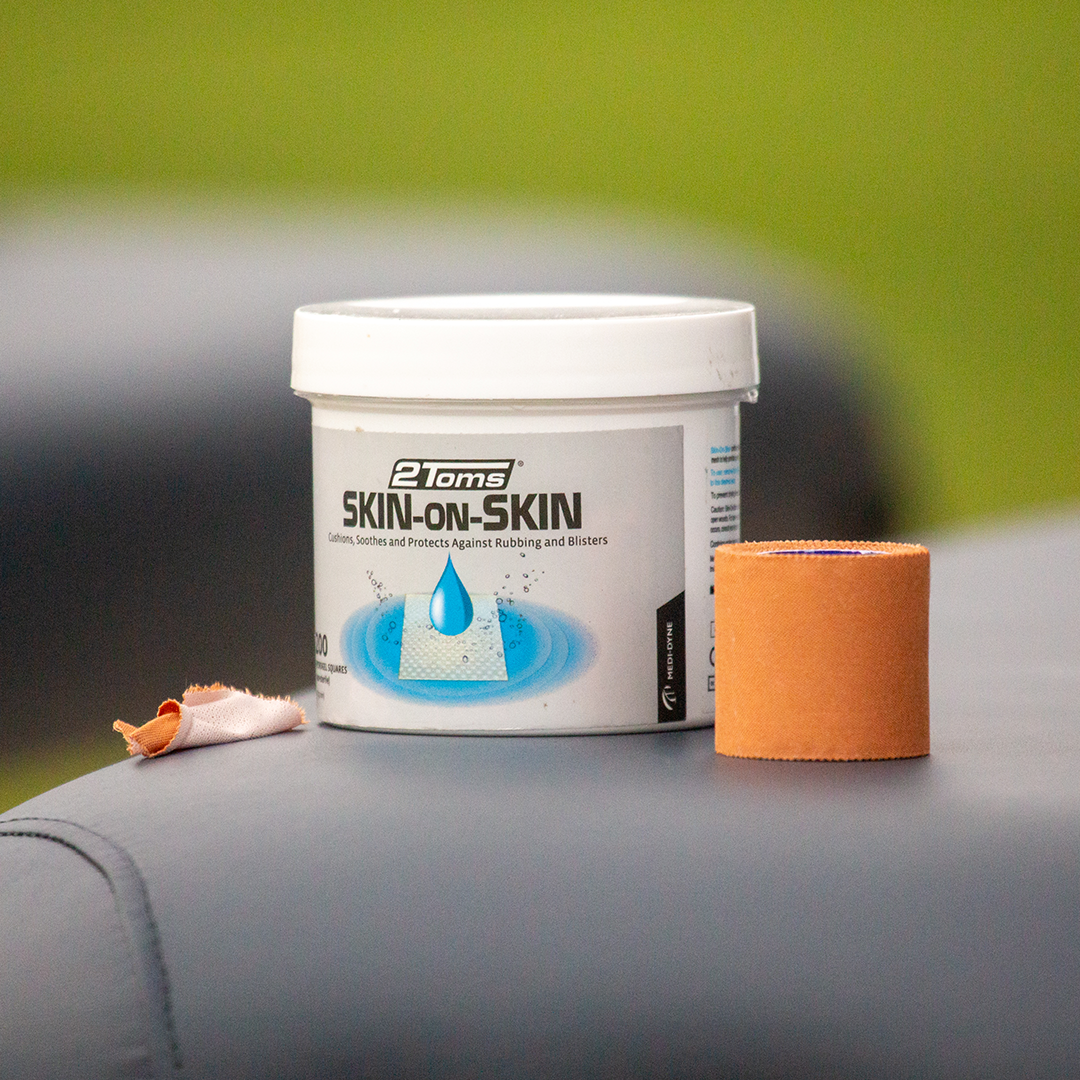 2Toms Skin On Skin Hydrogel Squares 200 Pack | Instant Relief & Protection for Blisters & Skin Irritation